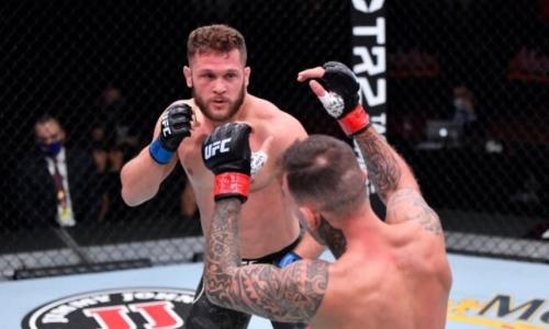 Первый уроженец Казахстана в UFC поразил глубоким нокаутом перед возвращением Фергюсона. Видео