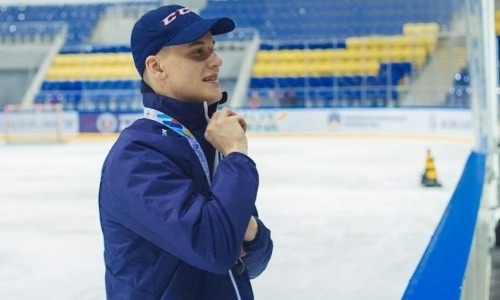 «Половина играет на откатах». Казахстанский тренер переехал в Россию и рассказал всю правду о хоккее в стране