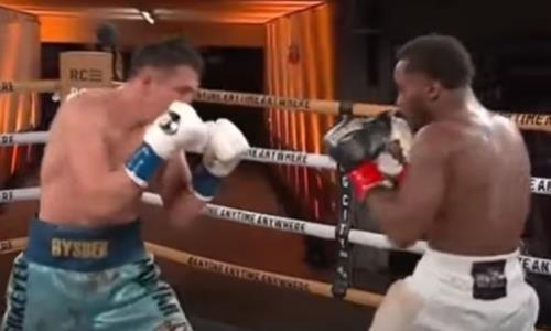 Видео полного боя Мадияр Ашкеев — Чарльз Конуэлл с первым и досрочным поражением казахстанца