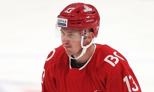 Лидер конференции «Барыса» в КХЛ подпишет форварда с показателем полезности «-17»