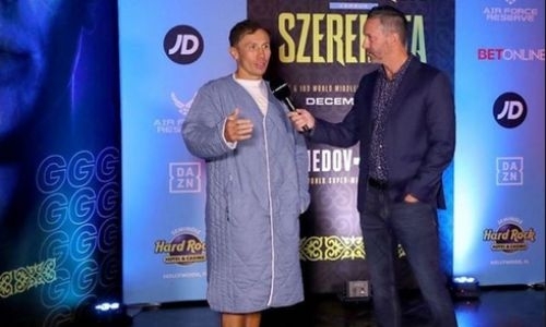 «Обычный халат». Казахстанцы не признали казахский чапан Головкина. Фото