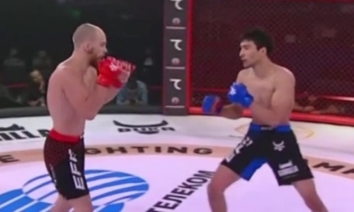 Казахстанский файтер нокаутировал россиянина в промоушне Хабиба Нурмагомедова