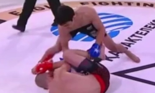 Видео нокаута, или Как казахстанец «молотками» забил российского бойца на EFC 31