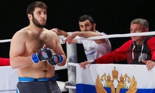 Главный бой турнира EFC 31 завершился досрочной победой российского чемпиона. Видео