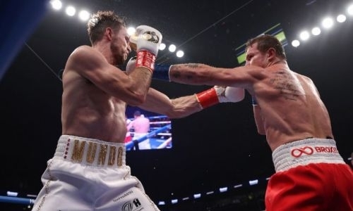 «Они спокойно сидели». Промоутер Головкина удивлен легкой победе «Канело»