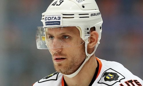 Соперник «Барыса» по КХЛ расторгнул контракт с хоккеистом сборной Чехии