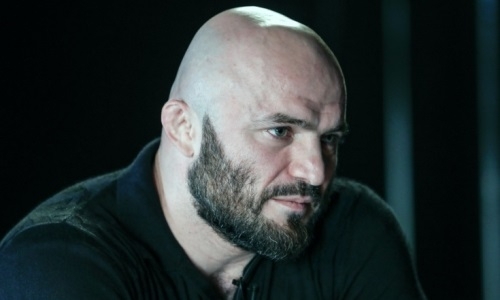 Полиция забрала Исмаилова после драки с Минеевым