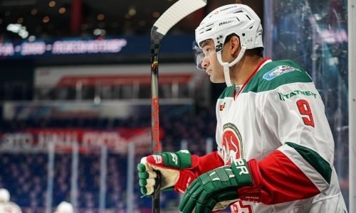 Хоккеист сборной Казахстана стал героем тотального разгрома клуба экс-наставника «Барыса» в КХЛ. Видео