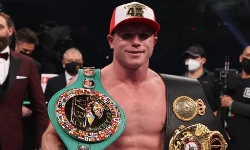 «Канело» сделал выбор между трилогией с Головкиным и реваншем с Мэйвезером. Видео