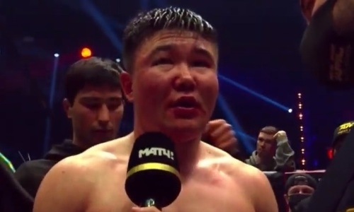 «Что за недоразумение?». Бой между казахом и «Персидским дагестанцем» завершился скандалом. Видео