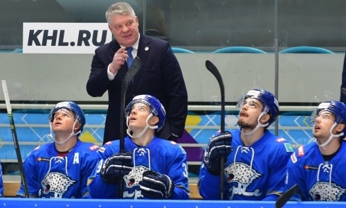 Юрий Михайлис выдал впечатляющую серию в КХЛ, но несет чушь про воспитанников «Барыса». За 20 лет своих там просто нет