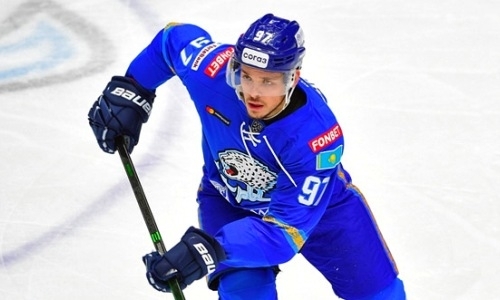 «В этом нет ничего нового для меня». Молодой хоккеист прокомментировал свой первый матч за «Барыс» и объяснил поражение «Сибири»