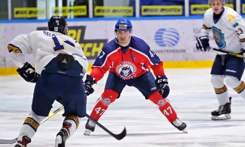 Казахстанский клуб расстался в двумя хоккеистами