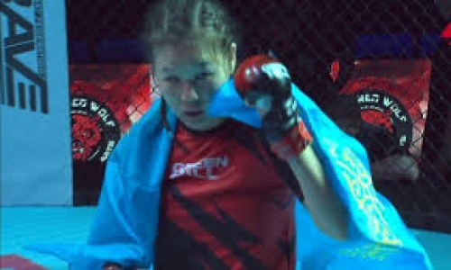 Младшая сестра Шавката Рахмонова готова дебютировать в NFC. Названы дата и соперник