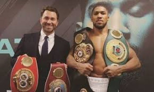 Промоутеру Головкина сообщили хорошие новости о поединке Джошуа — Фьюри