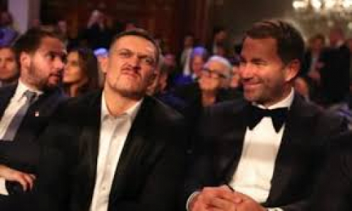 «Жадность доходит до предела». Промоутер Головкина прояснил ситуацию с контрактом Усика