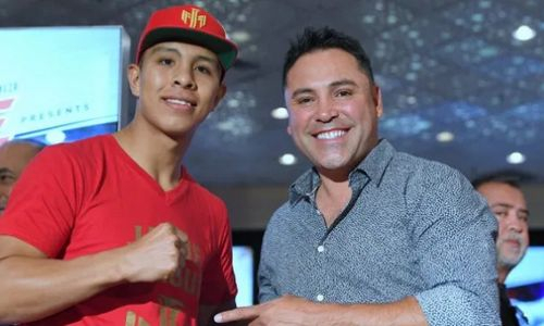 «Не имеет смысла». Промоутер непобежденного экс-чемпиона мира рассказал о переговорах с Головкиным