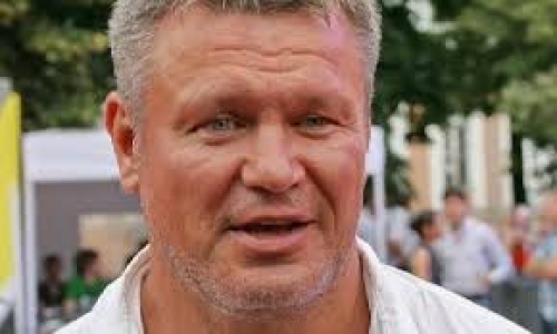 «Армия, Гоа и другие». Олег Тактаров опубликовал редкие архивные фото