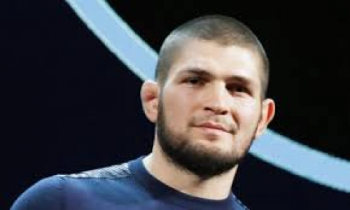 Шеф-повар с мировым именем приготовил шикарный торт в честь Хабиба. Фото