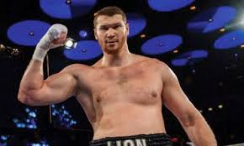 Непобежденному российскому супертяжу хотят устроить бой с чемпионом Европы