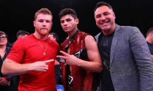 «Канело» прокомментировал досрочную победу Гарсии с первым нокдауном в карьере