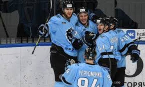 Принципиальный соперник «Барыса» проиграл в овертайме зрелищного матча КХЛ