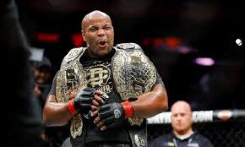 «Хабиб не был в этом силён». Кормье назвал следующего топ-бойца UFC из России