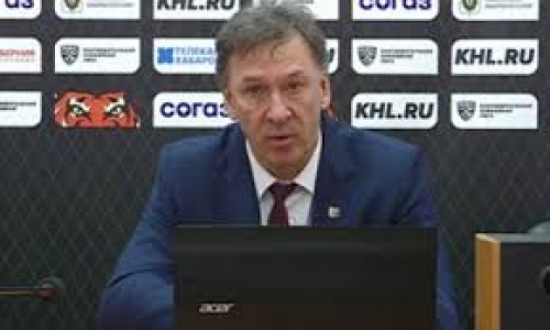 «Была плей-оффная игра». Главный тренер «Амура» прокомментировал матч с «Барысом» и объяснил обилие драк