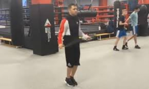 «2021 — это мой год». Казахстанский боксер показал видео с тренировки