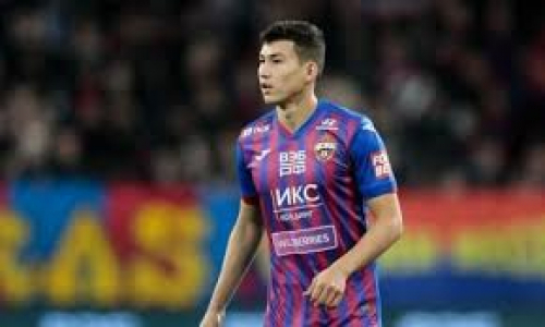 «Везде будет лидером». Наставник сборной Казахстана восхитился футбольным интеллектом Зайнутдинова