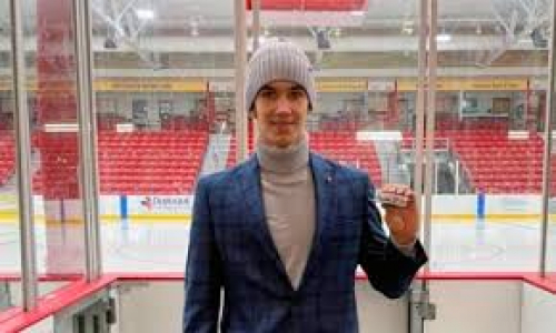 «В разы быстрее, чем в чемпионате РК». Казахстанский хоккеист — об адаптации и своей дебютной шайбе в США