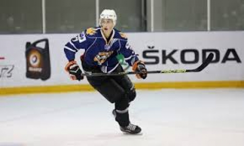 Российский нападающий из ВХЛ пополнил состав казахстанского клуба