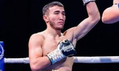 Непобежденные казахстанские боксеры сразятся между собой в Алматы