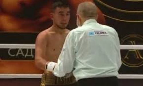 18-летний казахстанский профи узнал дату возвращения на ринг после поражения нокаутом в бою за титул WBC