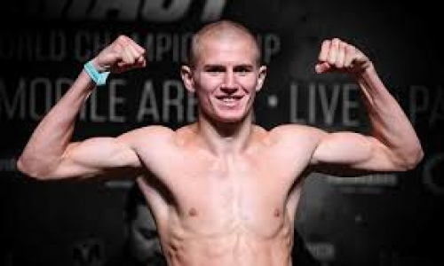 «Преемник» Головкина с безупречным процентом нокаутов узнал новую дату боя после перенесенного коронавируса