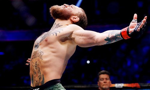 Конор Макгрегор собрался стать чемпионом мира по боксу и выбрал себе легендарного соперника