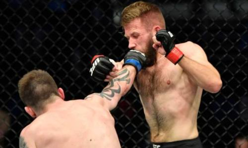 Первый бой года в UFC закончился поражением американского «Убийцы»