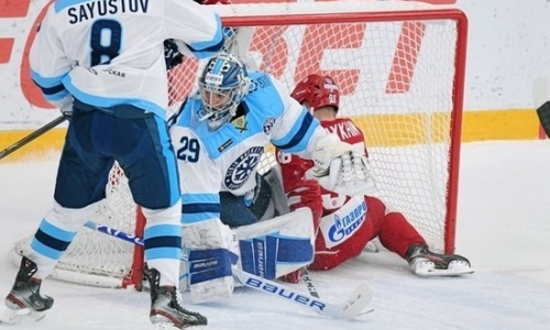 Главный преследователь «Барыса» в таблице КХЛ безвольно проиграл после героической победы. Видео