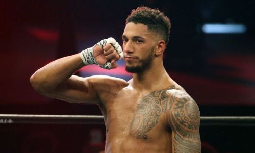 Непобежденный обидчик казахстанского супертяжа узнал дату титульного боя