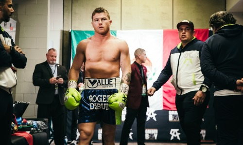 «Канело» определился с соперником на второй бой в 2021 году