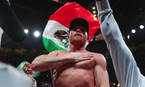 «Недалеко до пенсии». В команде «Канело» не отказались от трилогии с Головкиным