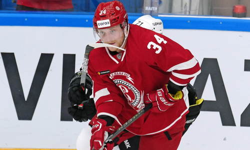 «Собираюсь повторить». Хоккеист «Витязя» призвал голкипера «Барыса» не расслабляться