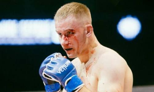 Казахстанский файтер досрочно проиграл кыргызу на AMC Fight Nights в Магнитогорске
