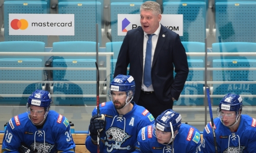 «Где-то потеряли концентрацию». Юрий Михайлис о победе над «Витязем», травме Фрэттина, «косяке» Хетерингтона и проблемах «Барыса»