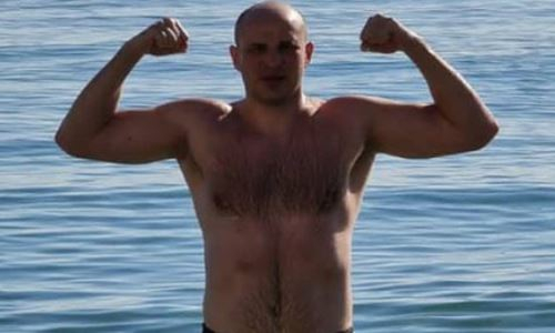 Казахстанский супертяж встретился с легендой бокса в США. Фото