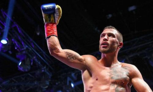 «Даже самый крепкий человек поплывет». Промоутер назвал причины поражения Ломаченко от Лопеса