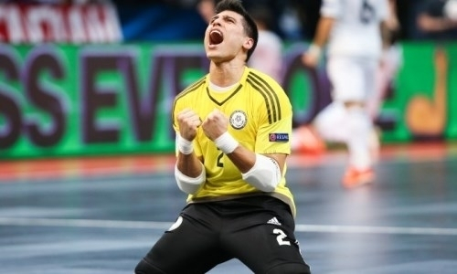Голкипер сборной Казахстана в пятый раз стал лучшим вратарем мира