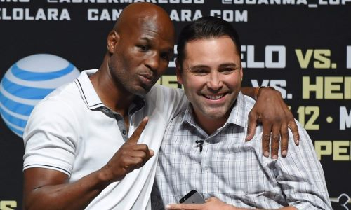 «Худшее избиение». Американское СМИ оценило шансы Де ла Хойи победить Головкина