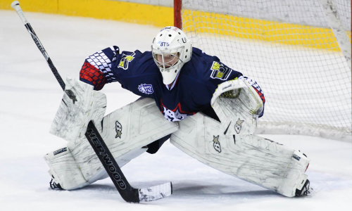 Отразивший 91 процент бросков в Казахстане вратарь перешел в зарубежный клуб