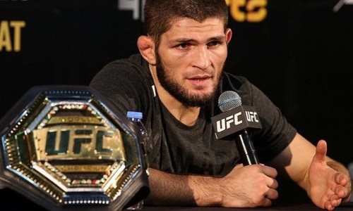 «Время не вернуть». Хабиб Нурмагомедов призвал ценить родителей